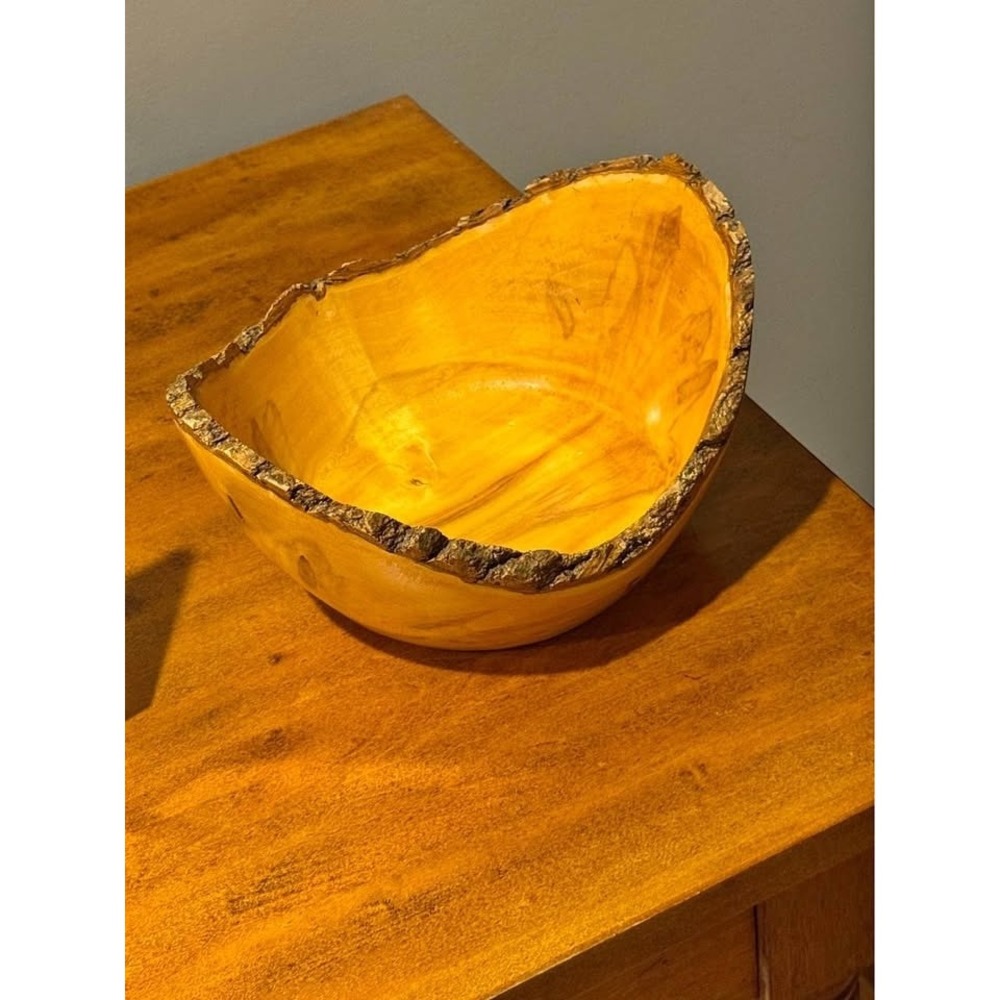 Vintage Pepperidge Wooden Bowl Live Edge Hand Turned Signed By R. Hittine